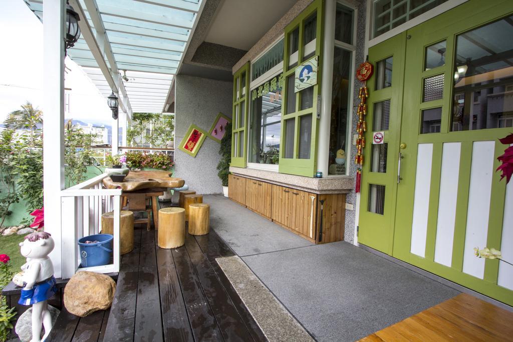 Taitung Vicking Guesthouse מראה חיצוני תמונה